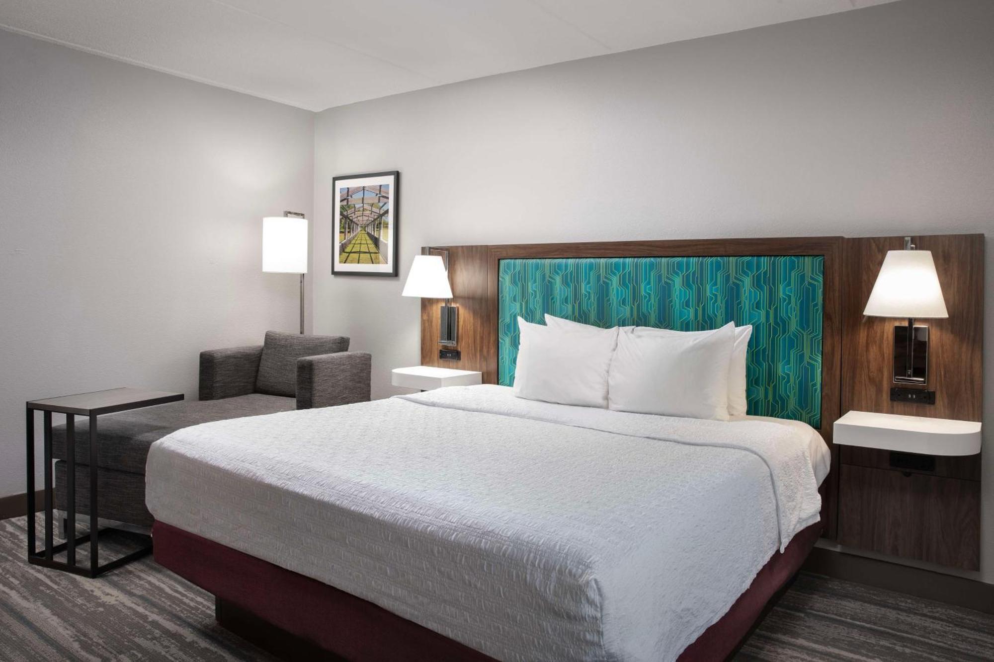 Hampton Inn Кингсленд Экстерьер фото